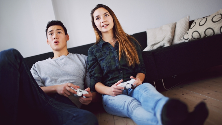 couple playing games on valentines day